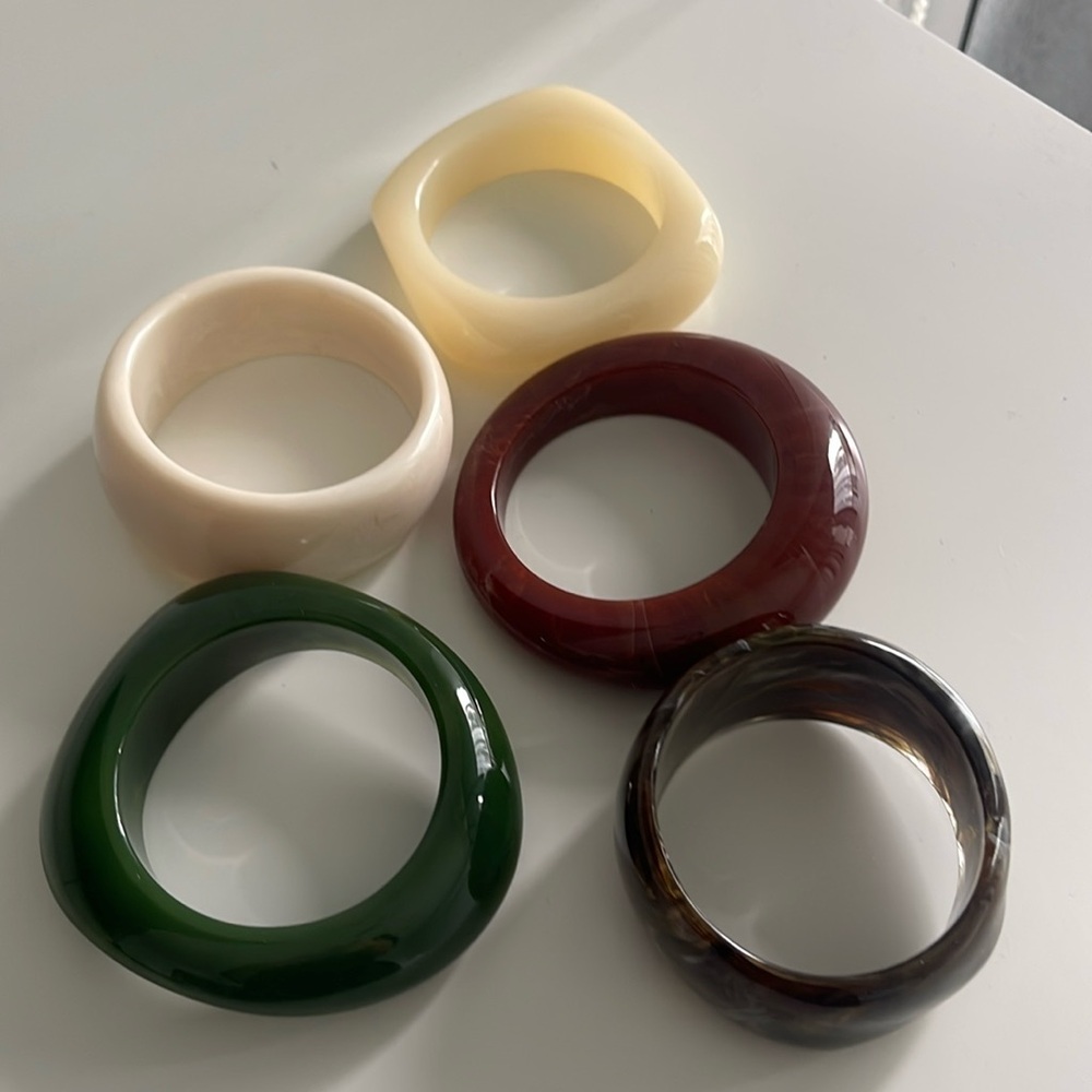 Zara Bangle bracelets- excellent condition no scratch or marks. Never worn